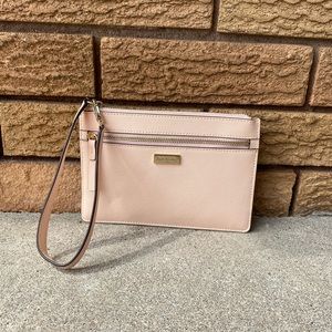 Kate Spade Wristlet. Blush colour. Great condition